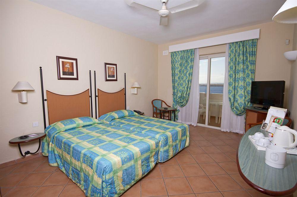 Db San Antonio + 4*