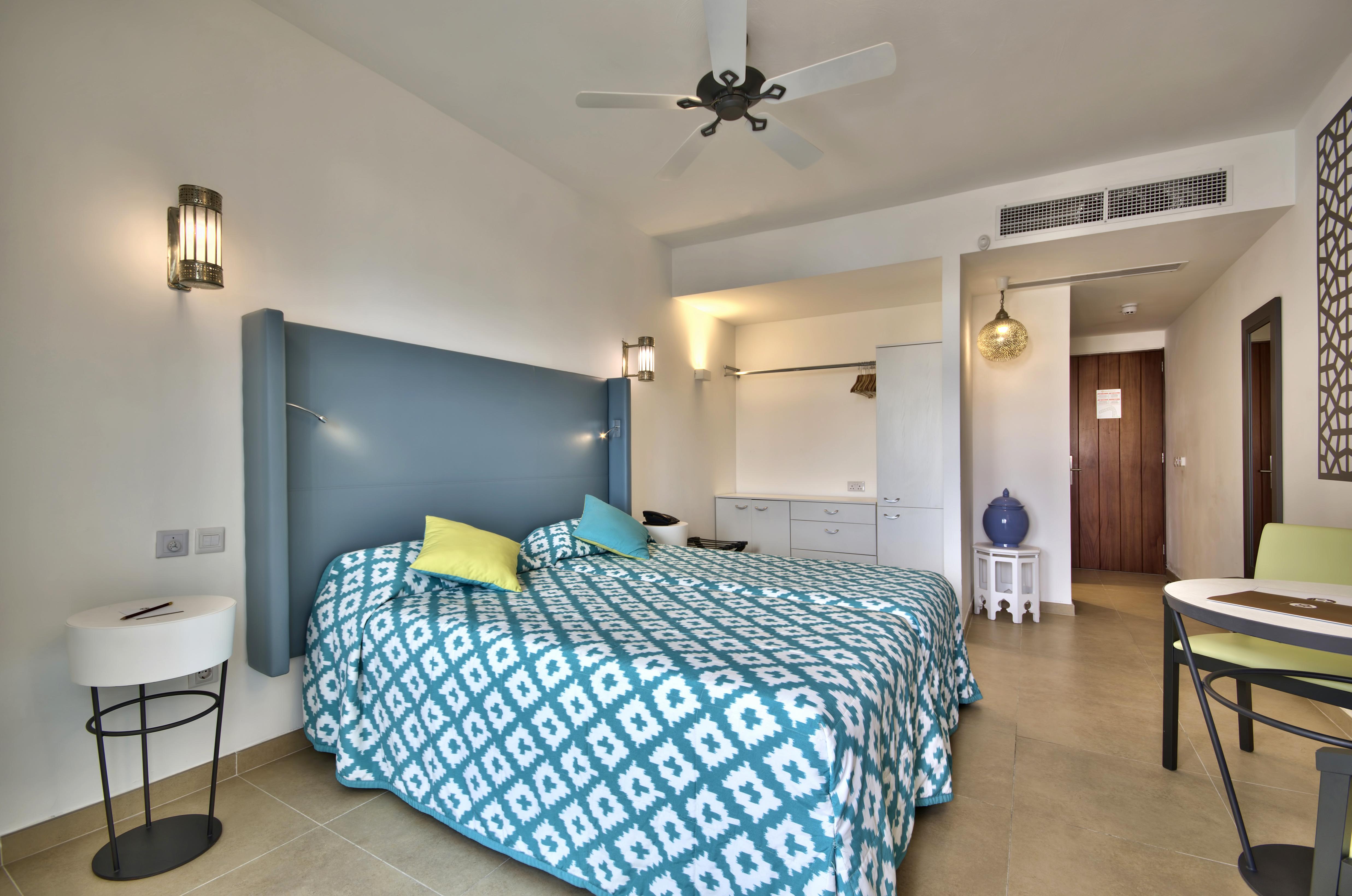 Db San Antonio + Hotel St. Paul's Bay